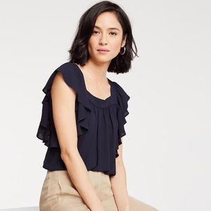 NWT Ann Taylor: Square Neck Flutter Sleeve Top